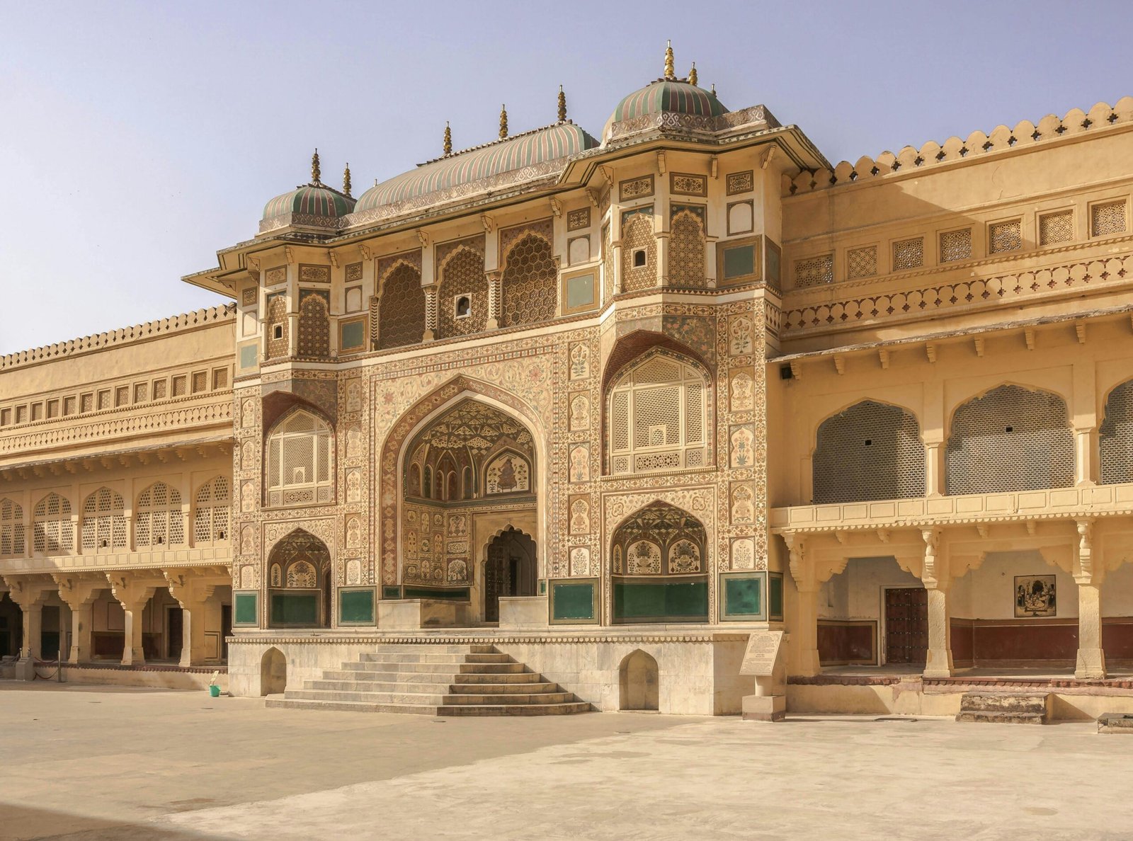 From Delhi : Jaipur City Tour By Car